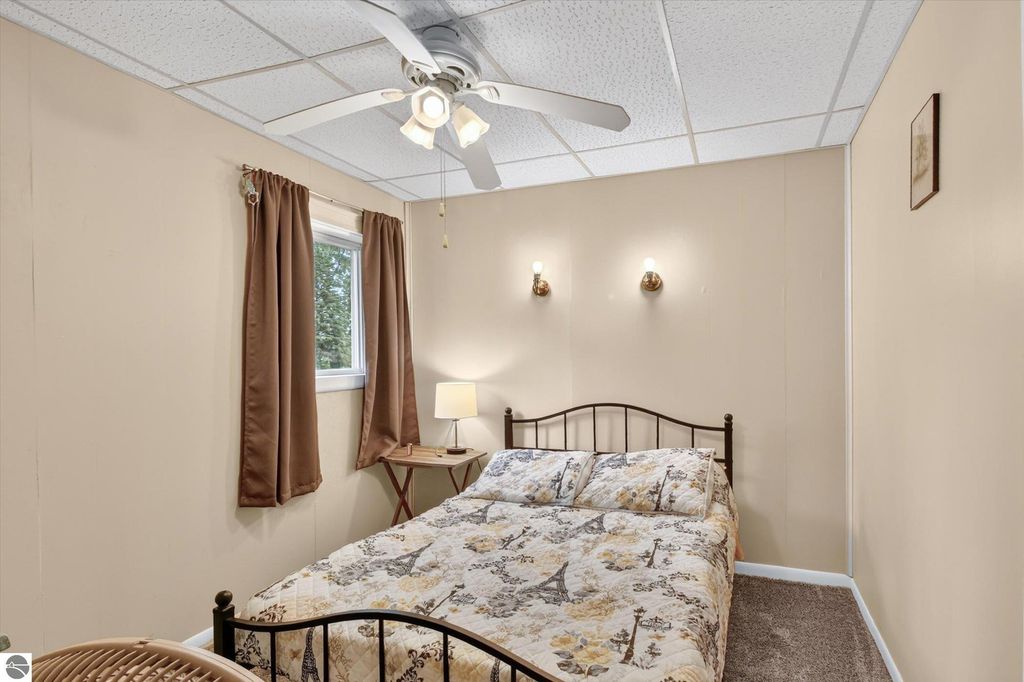 Image 20 of property listing at 1215 Rosedale Street, Alma, MI 48801