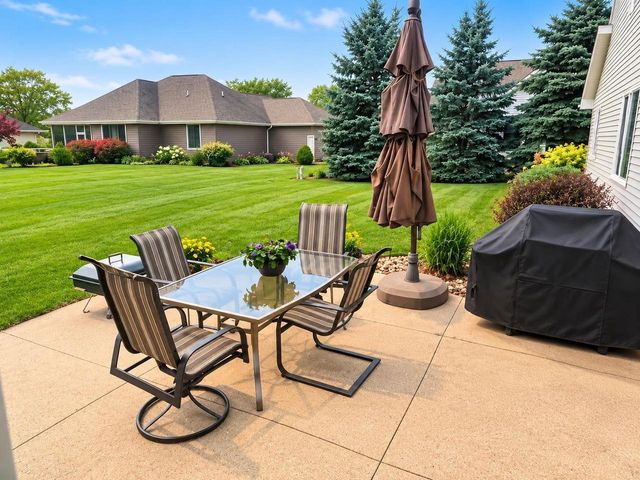 2703 E CORRIDOR DRIVE, Appleton, WI 54913