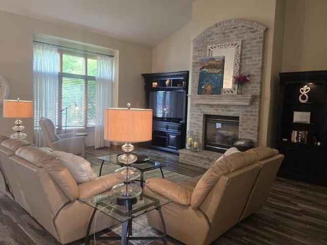 2703 E CORRIDOR DRIVE, Appleton, WI 54913