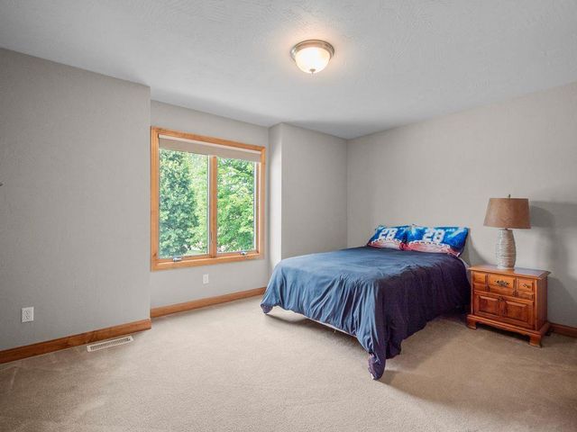 2703 E CORRIDOR DRIVE, Appleton, WI 54913