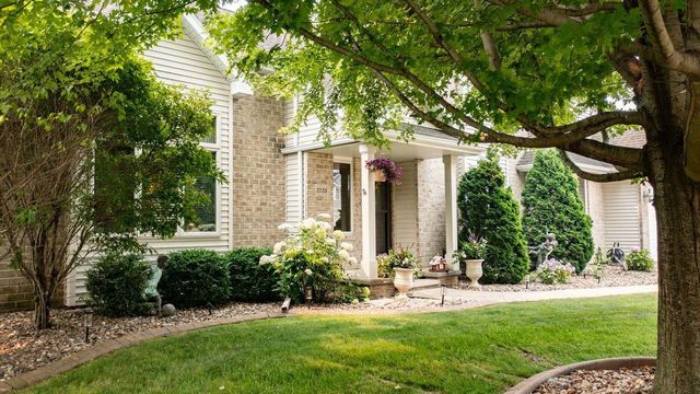 2703 E CORRIDOR DRIVE, Appleton, WI 54913