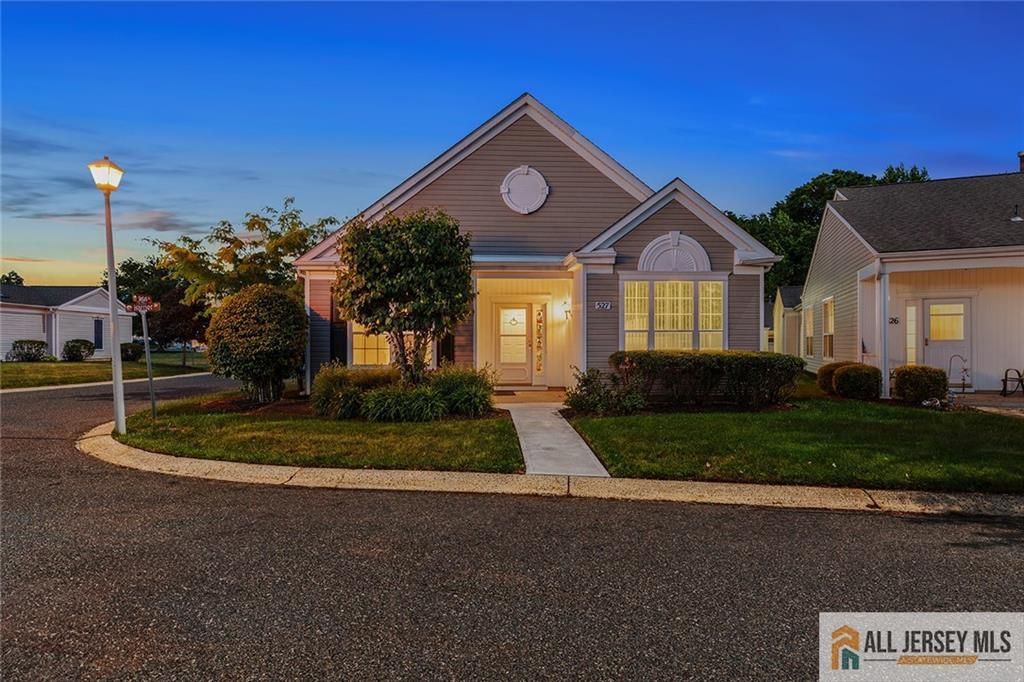 527 Harrier Drive 527, Monroe, NJ 08831
