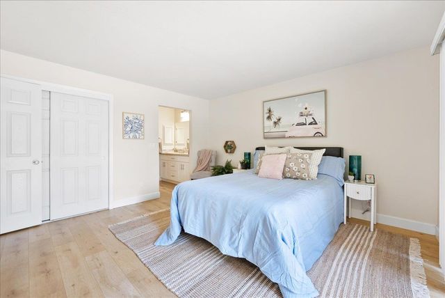 115 Valley Oak Dr, Roseville, CA 95678