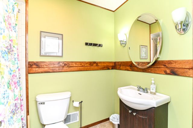 560 Margueritta Court, Greenwood, IN 46143