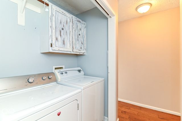 560 Margueritta Court, Greenwood, IN 46143