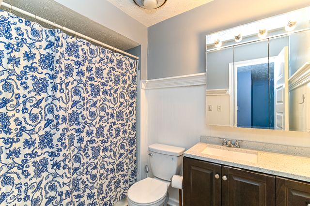 560 Margueritta Court, Greenwood, IN 46143