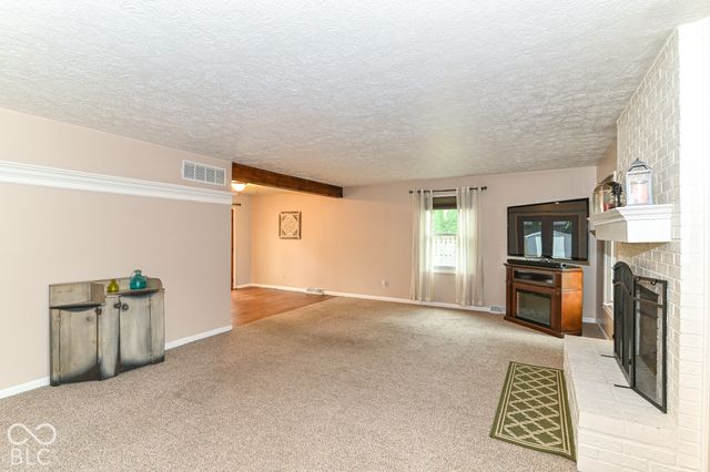 560 Margueritta Court, Greenwood, IN 46143