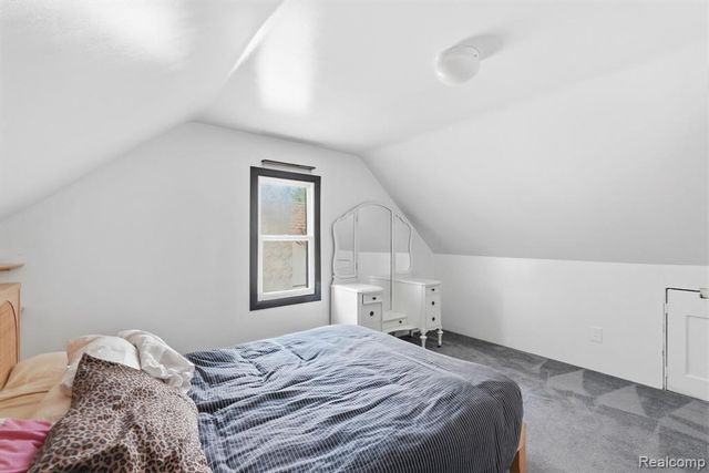 22413 Cushing Avenue, Eastpointe, MI 48021