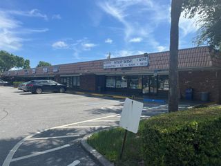 9776 Gardens East Drive (Dry Cleaner And Alterati, Palm Beach Gardens, FL 33410