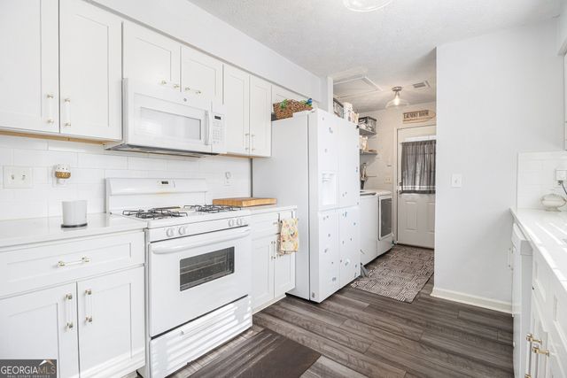 190 Kipling Way, Riverdale, GA 30274