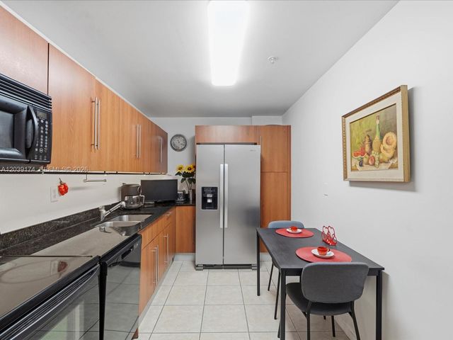 3000 S Ocean Dr 718, Hollywood, FL 33019