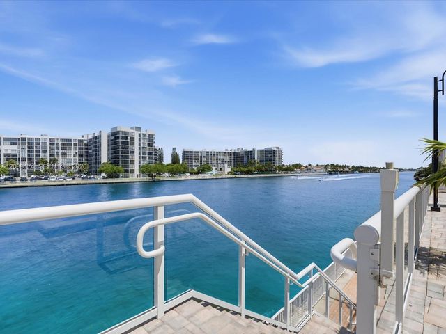 3000 S Ocean Dr 718, Hollywood, FL 33019