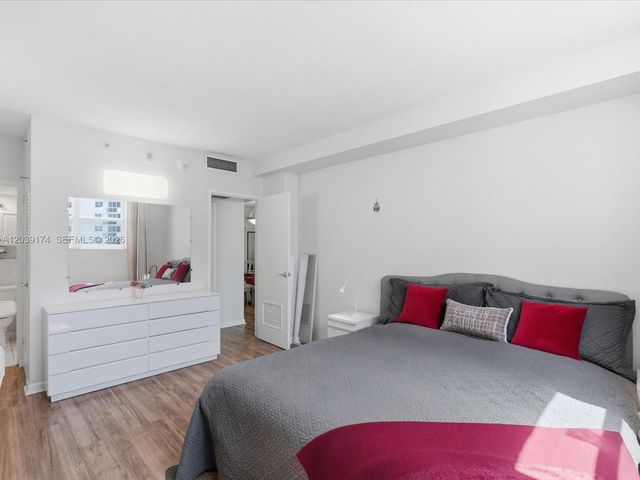 3000 S Ocean Dr 718, Hollywood, FL 33019