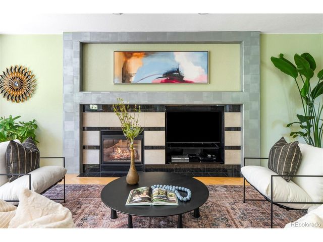 6140 S Newark Way, Englewood, CO 80111