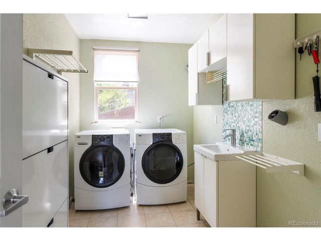 6140 S Newark Way, Englewood, CO 80111
