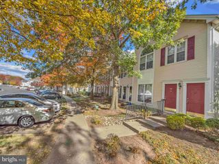 93 GREGORY LA LN, Franklin Park, NJ 08823