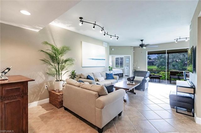 13120 Pebblebrook Point CIR # 102, Fort Myers, FL 33905