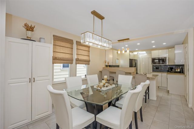5918 60th Street, Maspeth, NY 11378