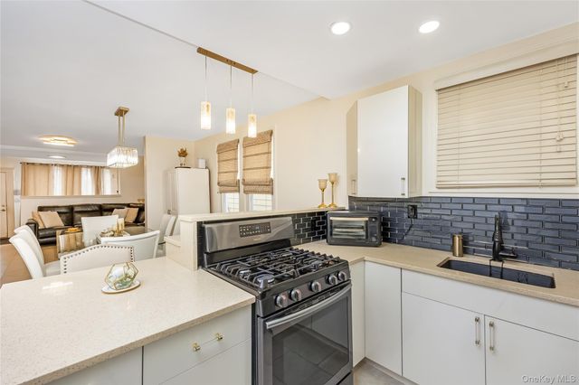 5918 60th Street, Maspeth, NY 11378