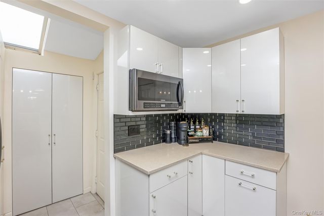 5918 60th Street, Maspeth, NY 11378