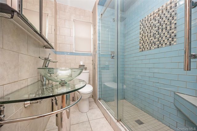 5918 60th Street, Maspeth, NY 11378