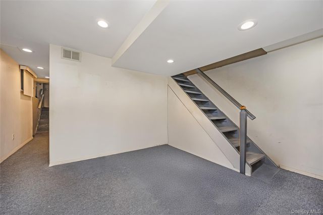 5918 60th Street, Maspeth, NY 11378