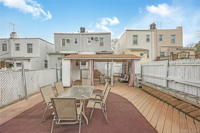 5918 60th Street, Maspeth, NY 11378