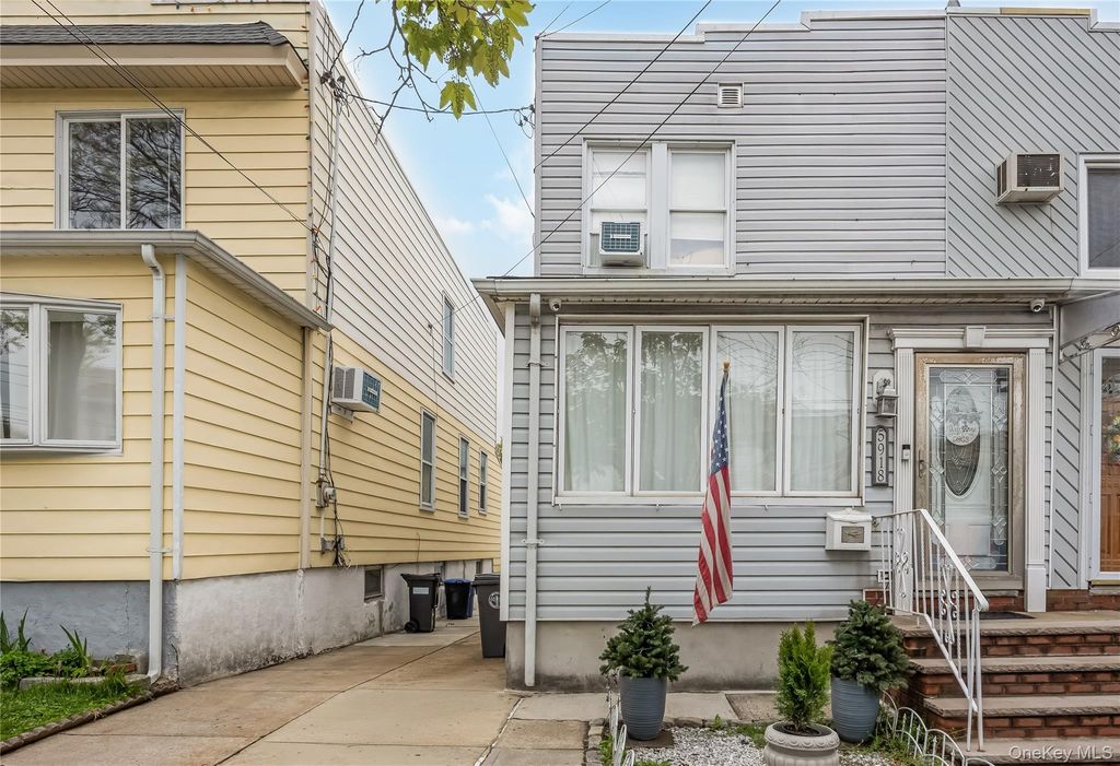 5918 60th Street, Maspeth, NY 11378