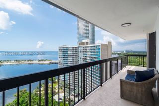 2333 Brickell Ave 2212, Miami, FL 33129