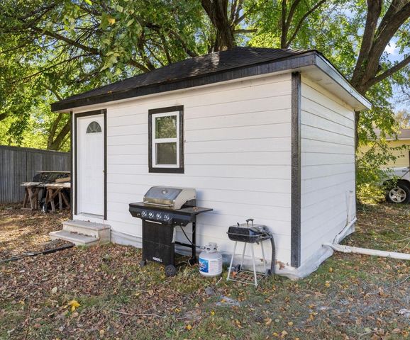 111 2nd Street, Pecan Gap, TX 75469