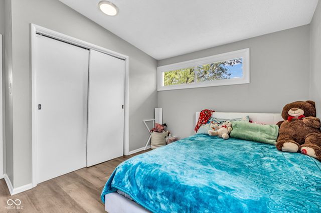 1607 Elmhurst Drive, Indianapolis, IN 46219