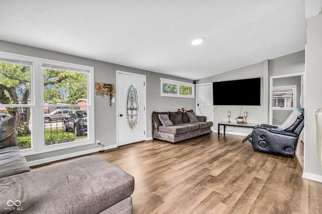 1607 Elmhurst Drive, Indianapolis, IN 46219