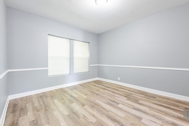 1310 E 72nd Street, Chicago, IL 60619