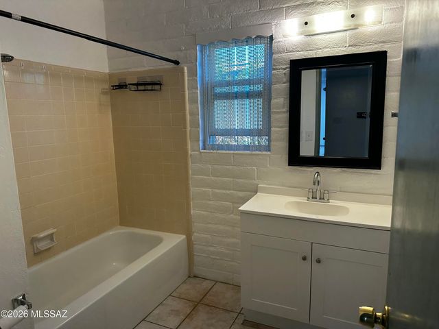 9890 E Celeste Drive, Tucson, AZ 85730