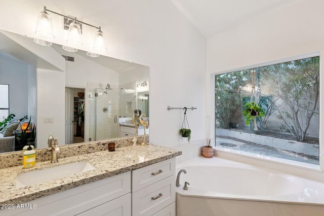 15608 S 7TH Street, Phoenix, AZ 85048