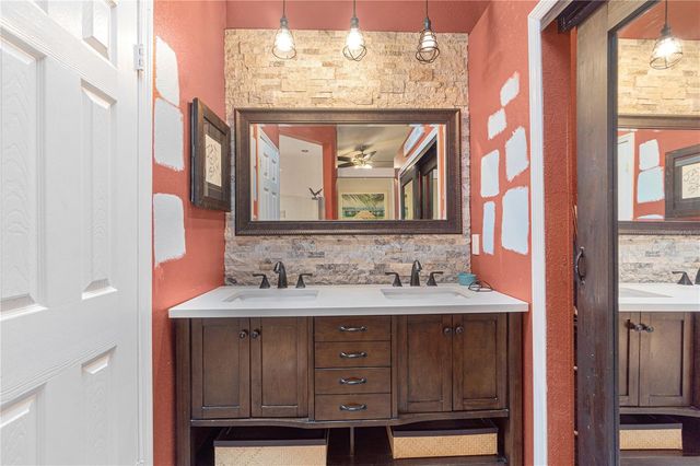 110 BAYWEST DRIVE, Orlando, FL 32835