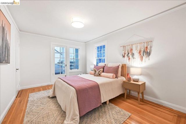 35 Ross Cir, Oakland, CA 94618