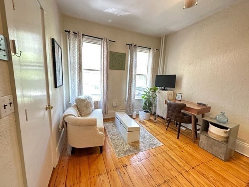 19 South Russell 4, Boston, MA 02114