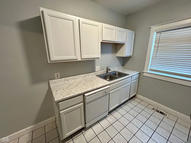 2821 N New Jersey Street, Indianapolis, IN 46205