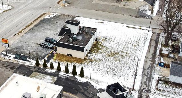 8327 Kennedy Avenue, Highland, IN 46322