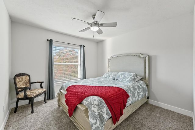 1700 Twin Oaks Circle, Brenham, TX 77833