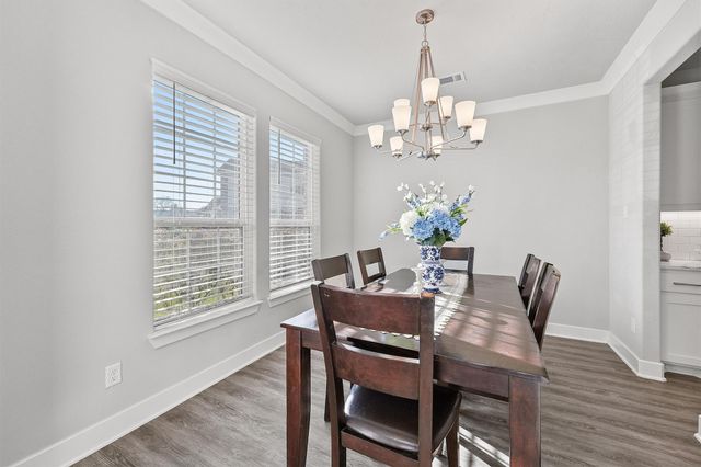 1700 Twin Oaks Circle, Brenham, TX 77833