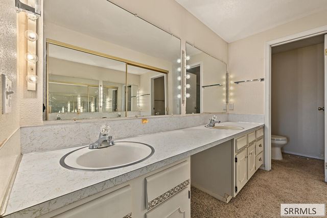 970 E 800 N, Shelley, ID 83274