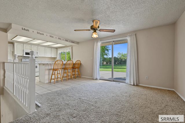970 E 800 N, Shelley, ID 83274