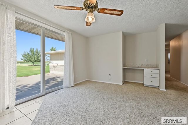970 E 800 N, Shelley, ID 83274