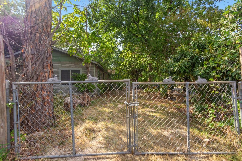 1008 Linden ST, Austin, TX 78702