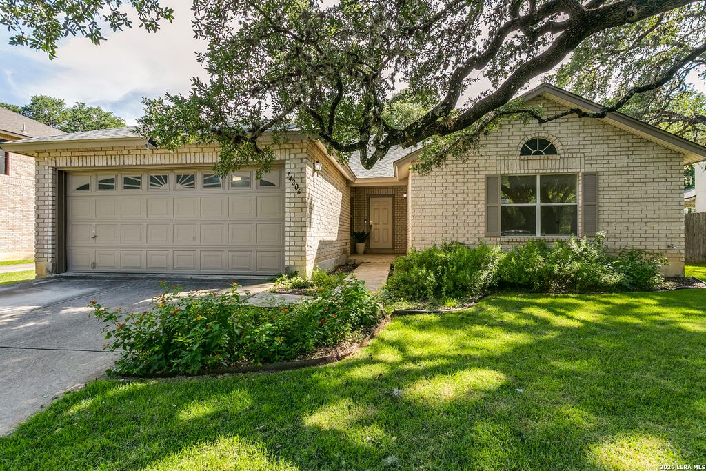 14206 EMERALD HILL DR, San Antonio, TX 78231