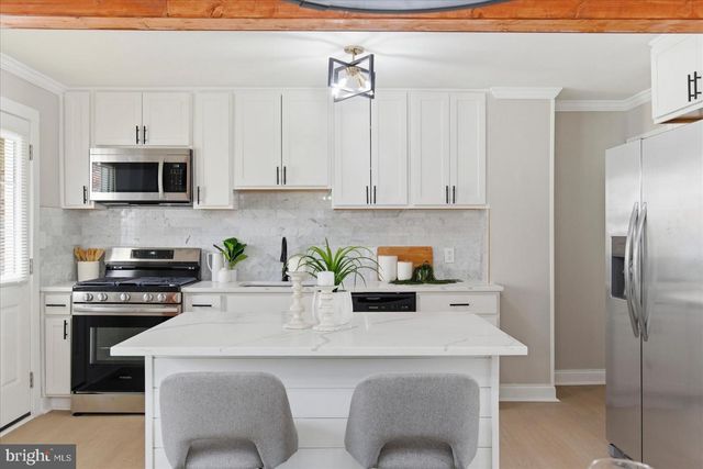 1702 BURNWOOD RD, Baltimore, MD 21239