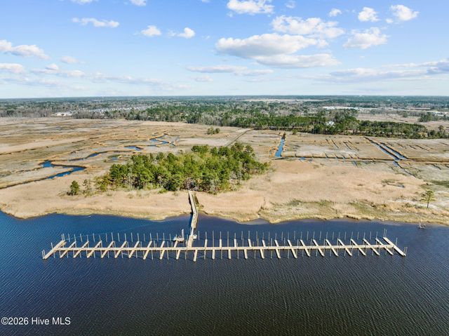 1628 Osprey Cove Court, Wilmington, NC 28401