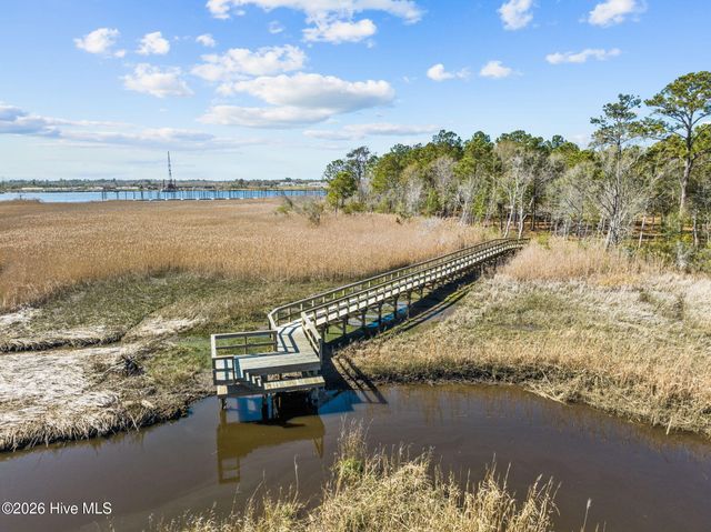 1628 Osprey Cove Court, Wilmington, NC 28401